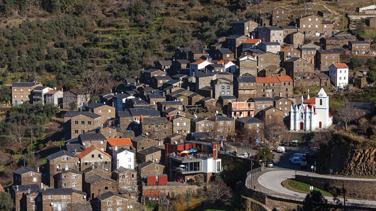 Portekiz`in Taş Evleri; Piodao Köyü